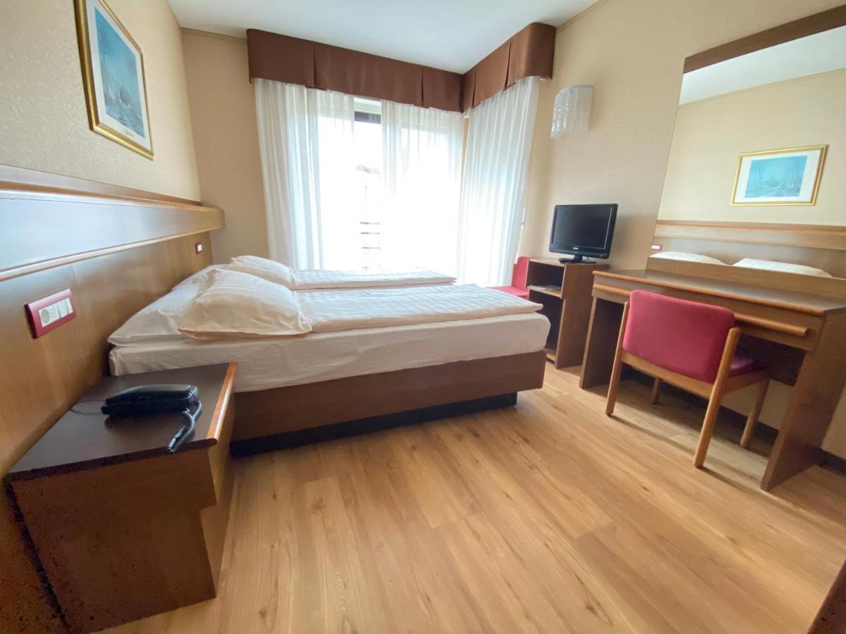 Sunlake Hotel Riva del Garda Exterior foto